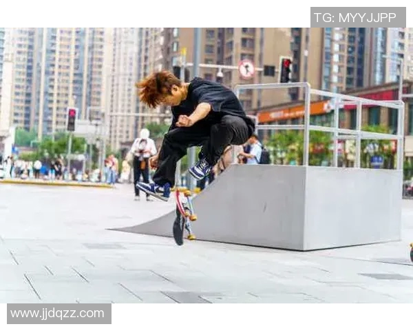 重庆滑板队技术解析：探索滑板运动的魅力与挑战